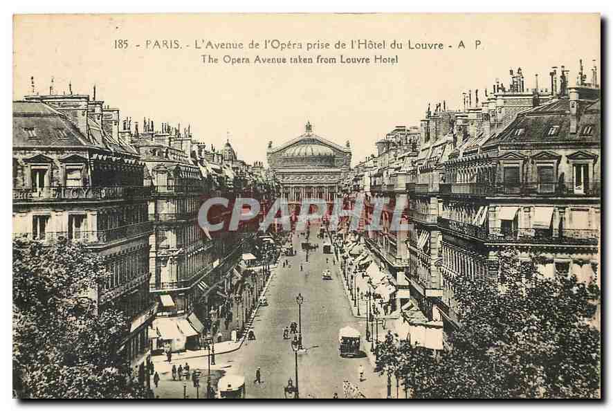 CPA Paris l'Avenue de l'Opera prise de l'Hotel du Louvre 