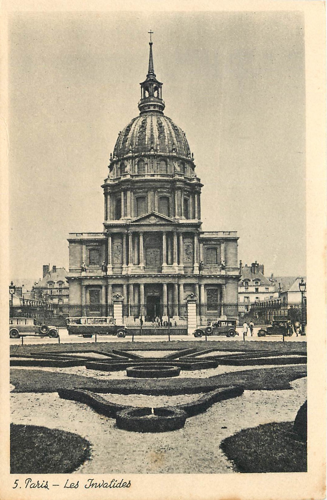 CPA Paris les Invalides 
