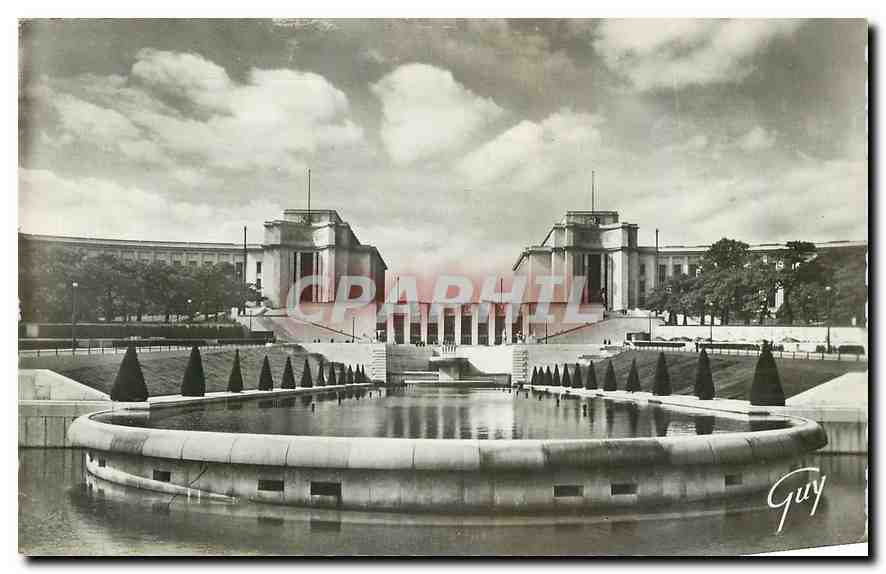 CPA Paris et ses Merveilles le Palais de Chaillot vu des Jardins 
