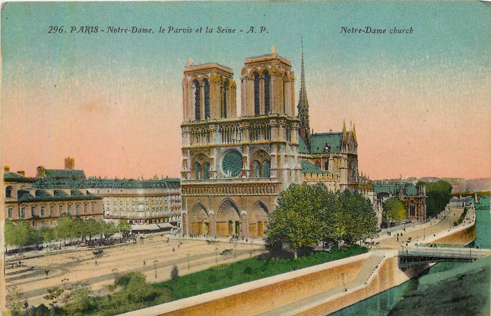 CPA Paris Notre Dame le Parvis et la Seine 