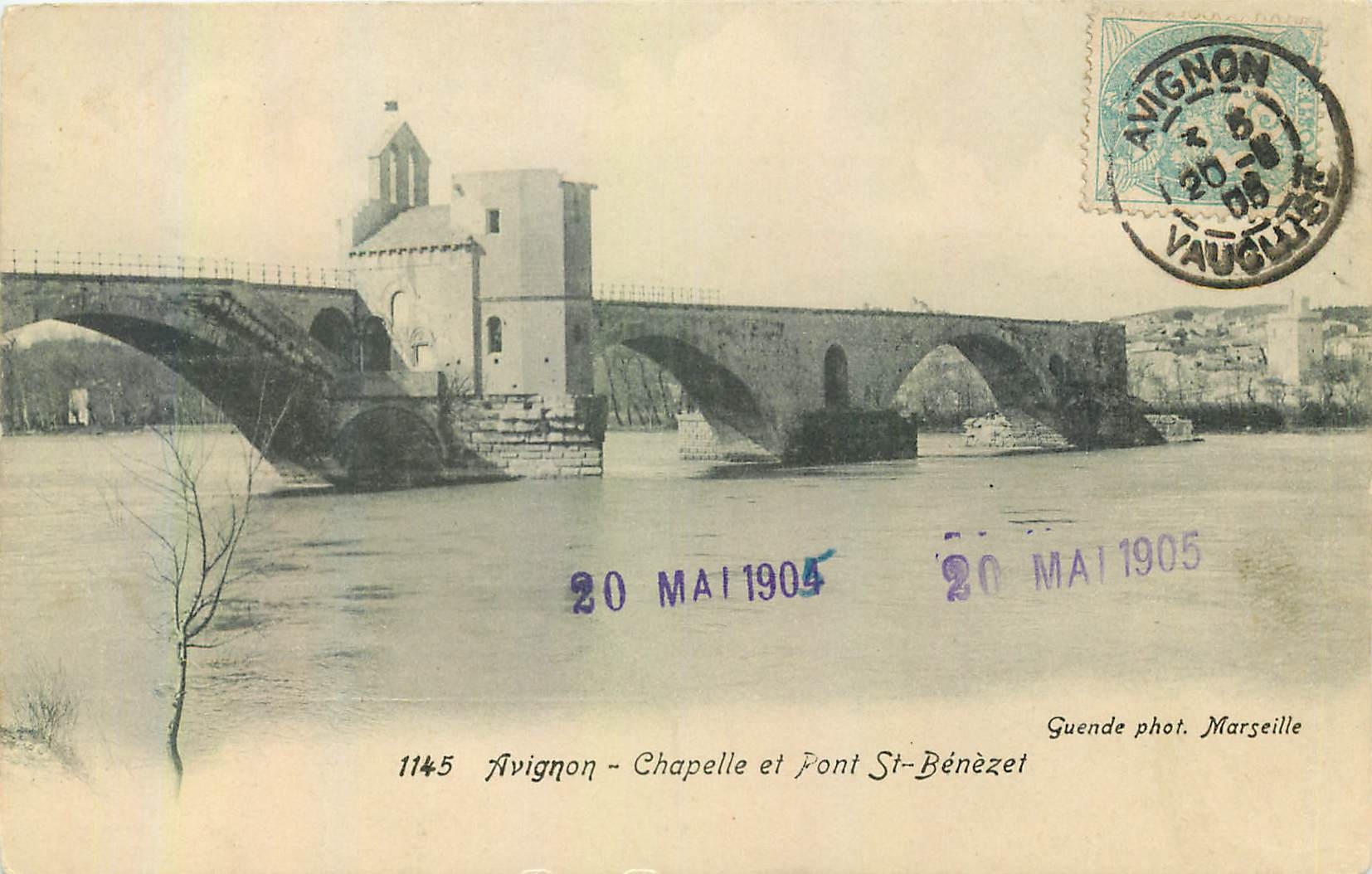 CPA Avignon Chapelle et Pont St enezet 