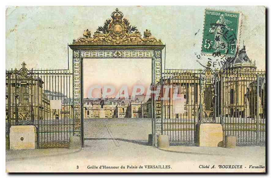 CPA Grille d'Honneur du Palais de Versailles 