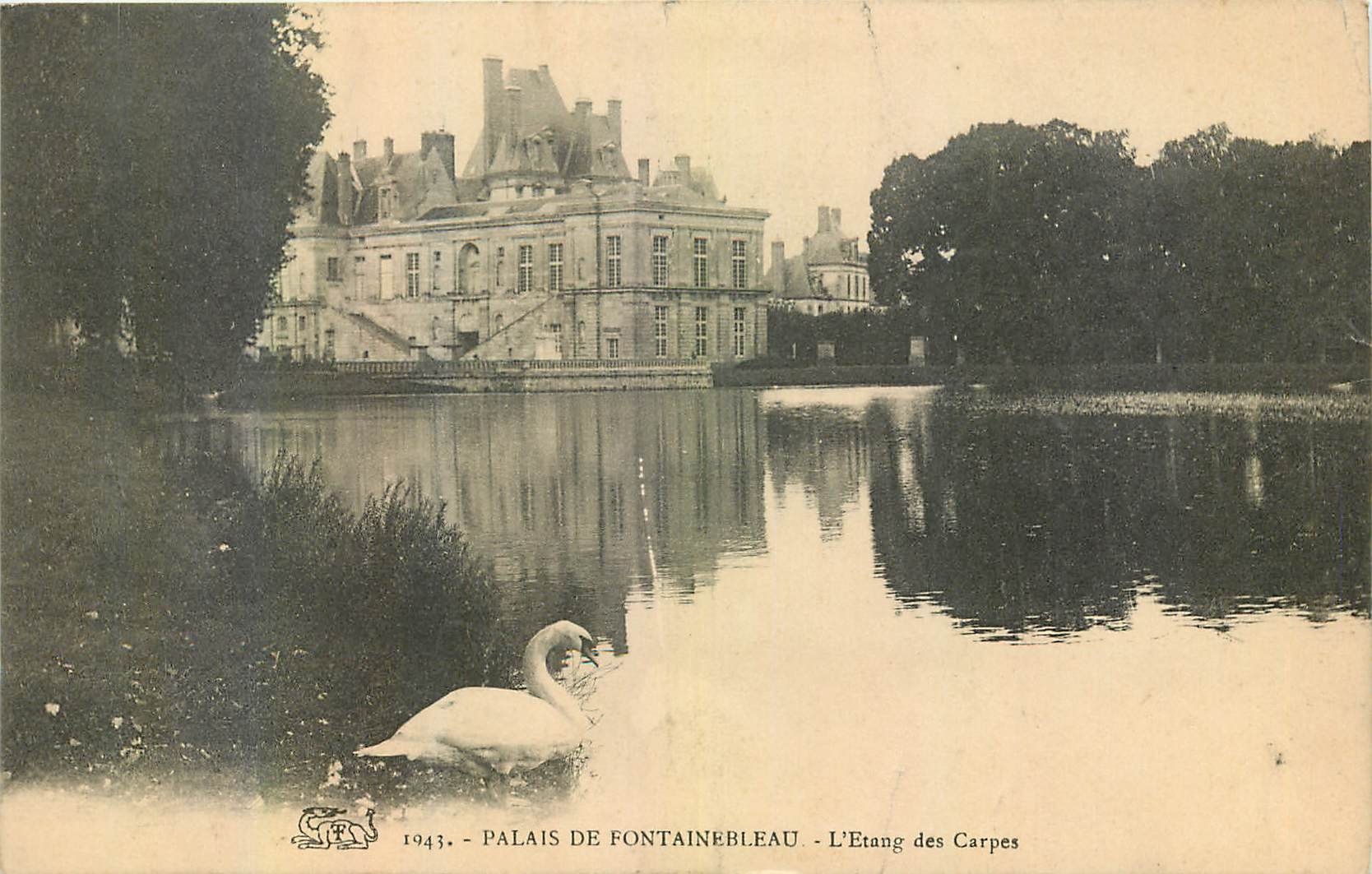 Palais de Fontainebleau — L'Étang des Carpes — éditeur inconnu, n° de série non visible