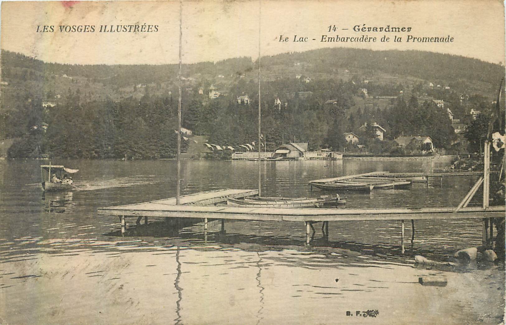 CPA Les Vosges Illustrees Gerardmer Le Lac Embarcadere de la Promenade 