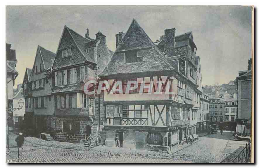 CPA Morlaix vieilles maisons de la Place du marche