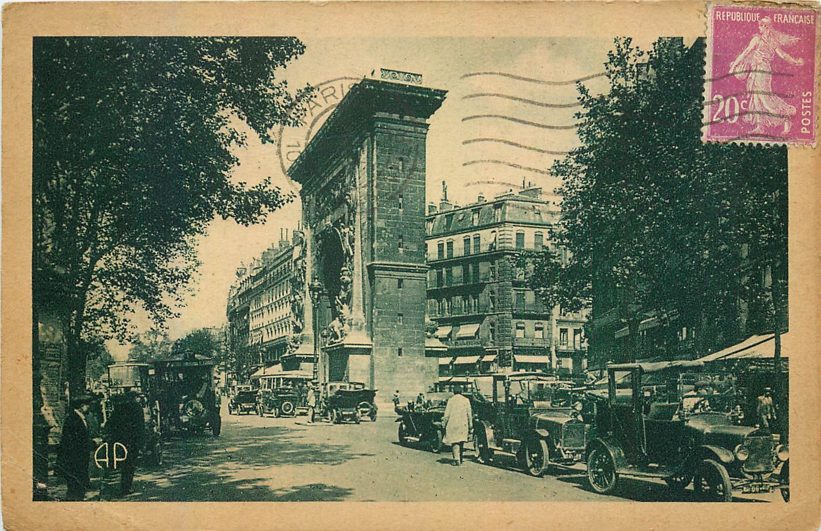 CPA Paris Le Boulevard et la Porte St Denis 