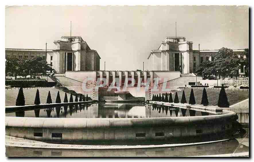 CPA Paris Le Palas de Chaillot 