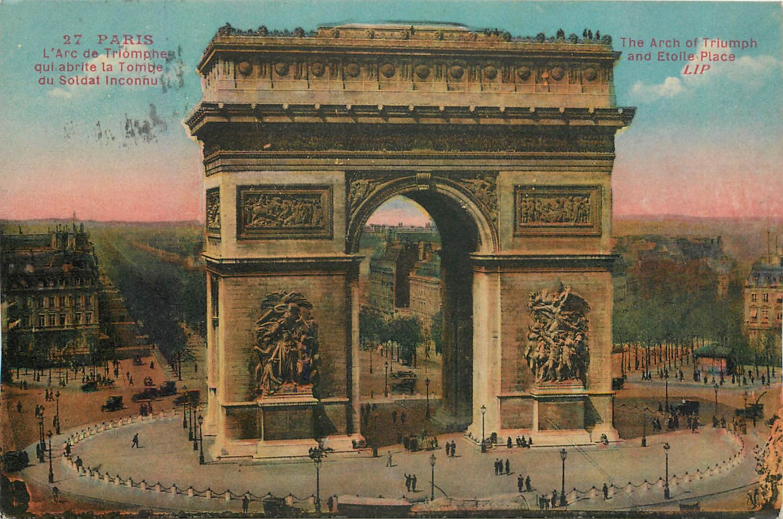 CPA Paris l'Arc de Triomphe qui abrite la Tombe du Soldat Inconnu 
