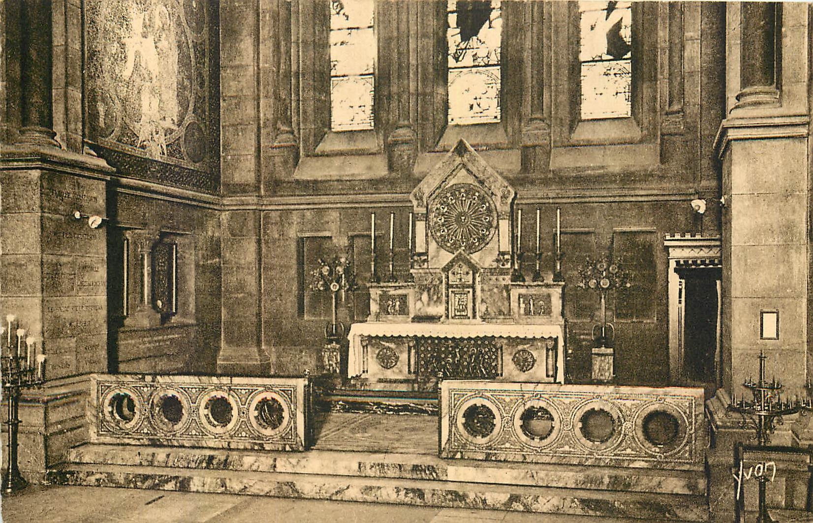 CPA Paris en flanant Basilique du Sacre Coeur de Montmartre Chapelle de Ste Marguerite Marie 