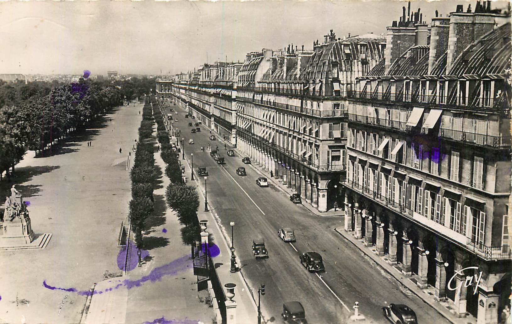 CPA Paris et ses merveilles rue de rivoli et jardin des Tuileries 