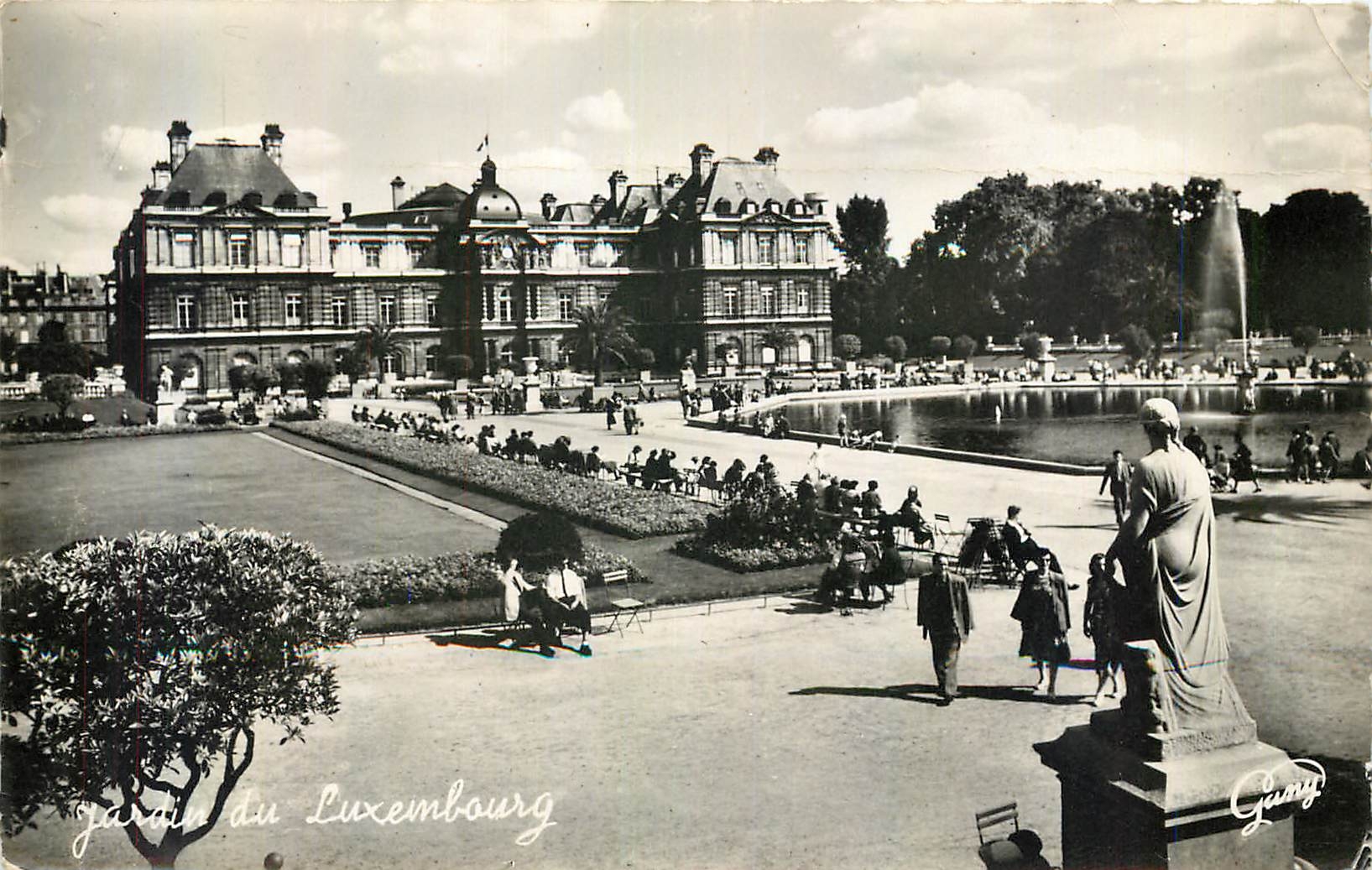 CPA Paris The garden of the Luxembourg palace 