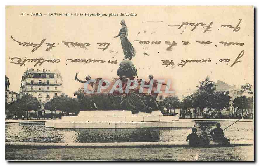CPA Paris le Triomphe de la Republique place du Trone 