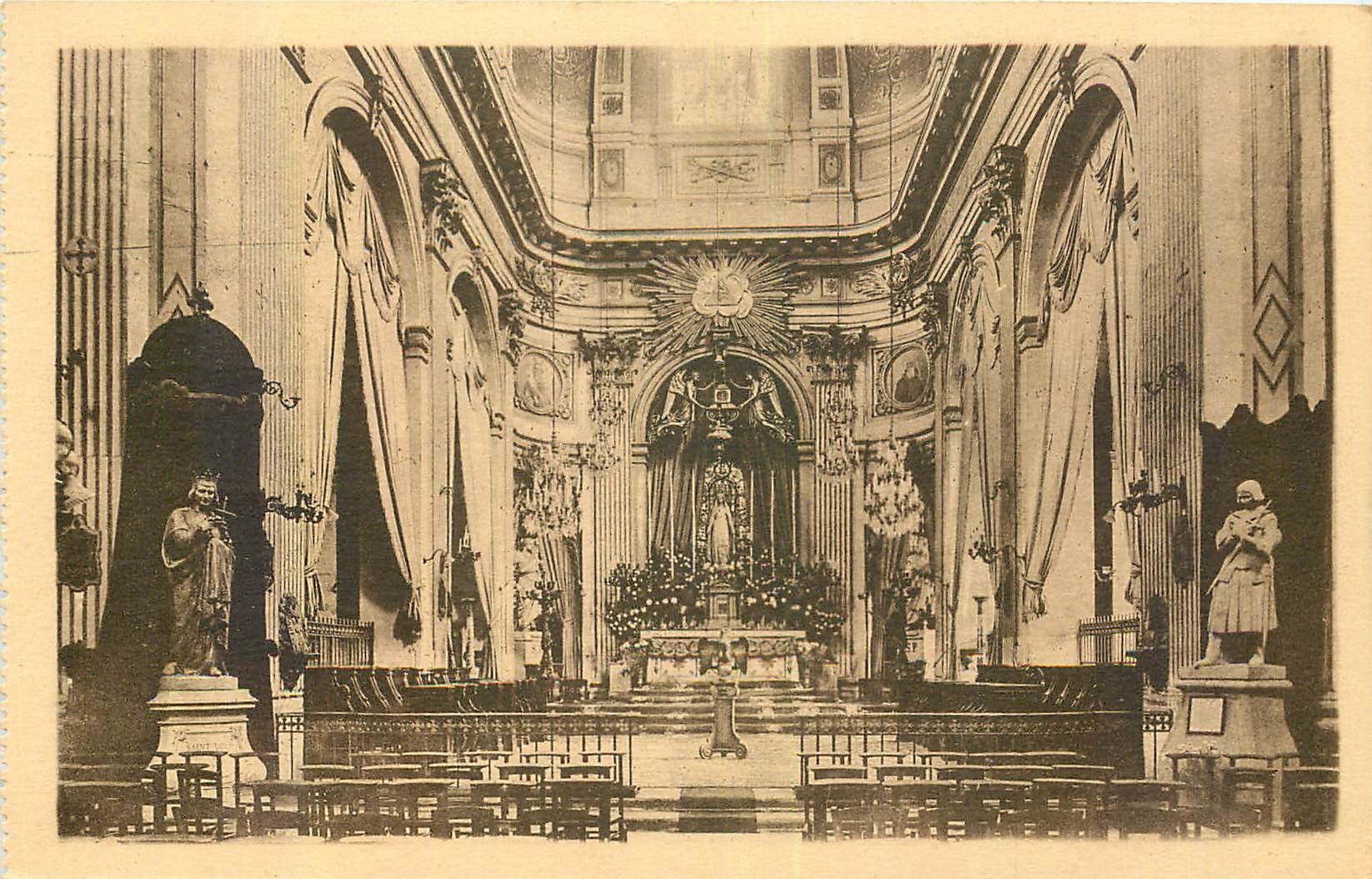 CPA Eglise Saint Louis en L'Isle Le Mois de Marie 