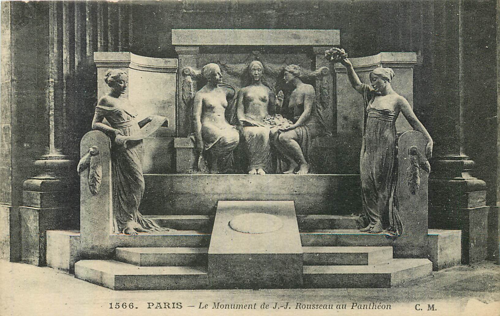 CPA Paris Le Monument de J. J. Rousseau au Pantheon 