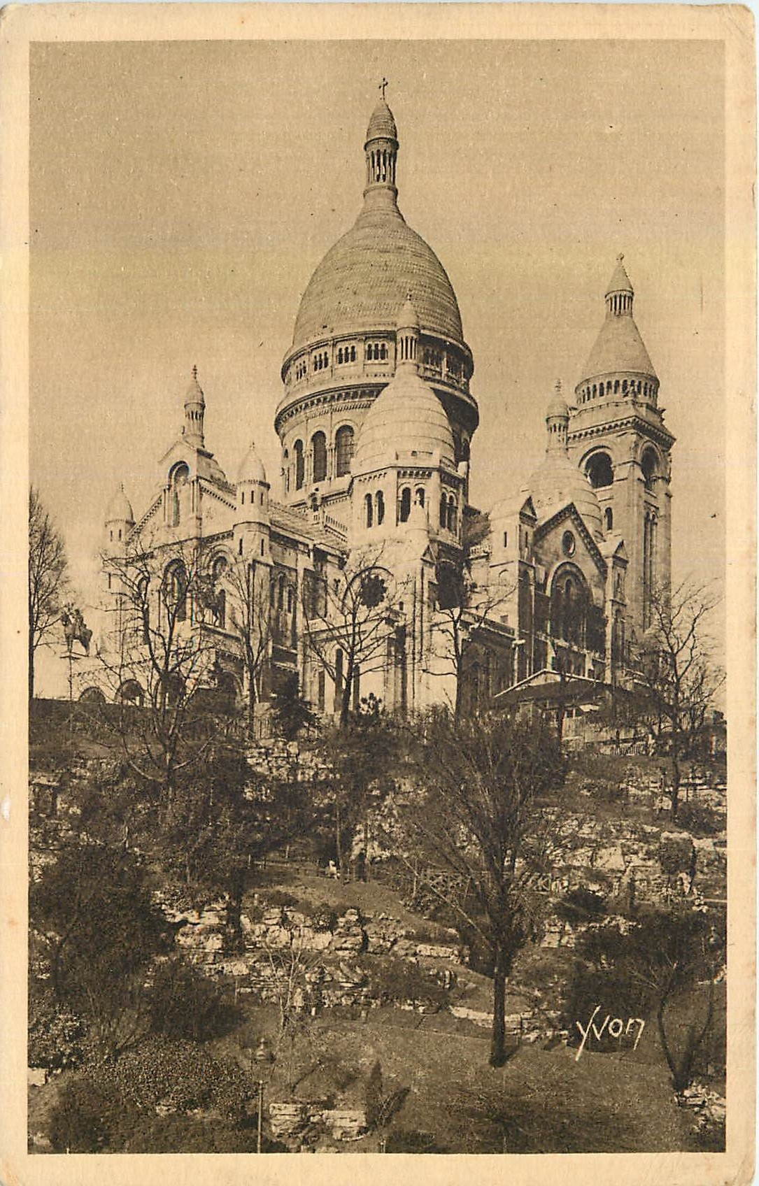 CPA Paris en flanant La Basilique du Sacre Coeur 