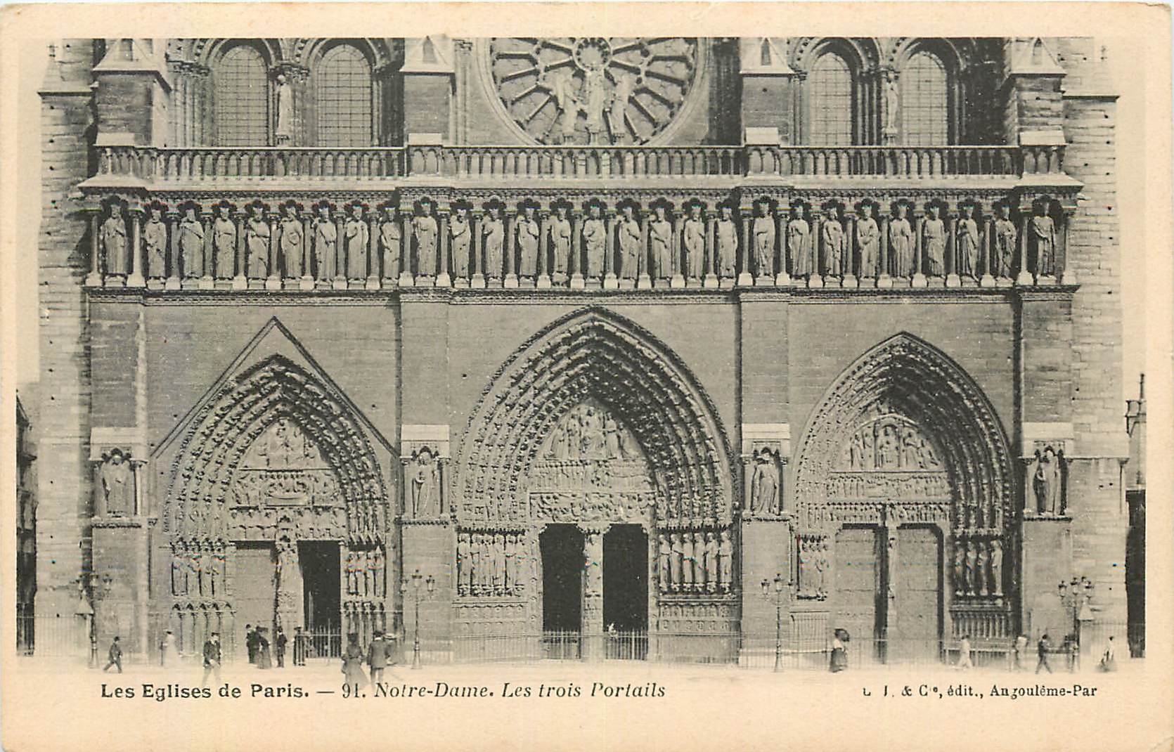 CPA Les Eglises de Paris Notre Dame Les trois Portails 