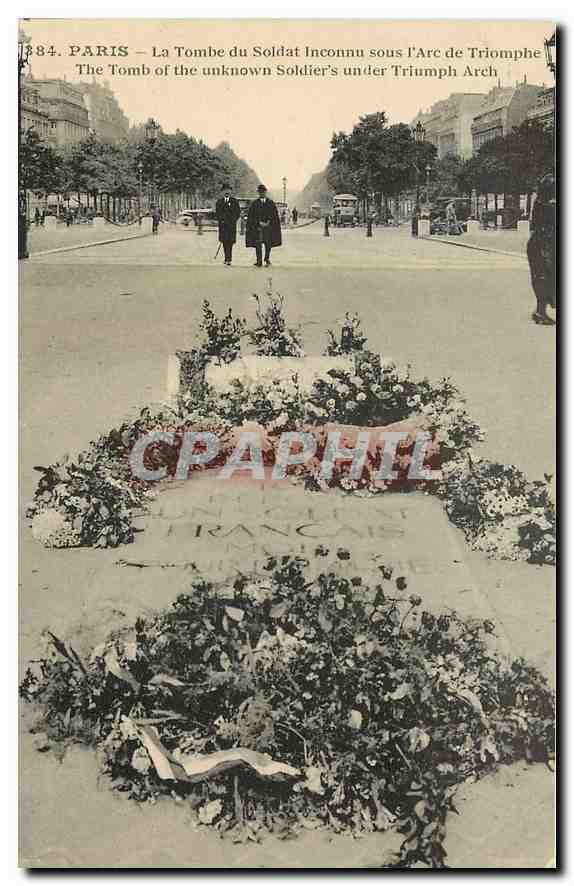 CPA Paris la Tombe du Soldat Inconnu sous l'Arc de Triomphe 
