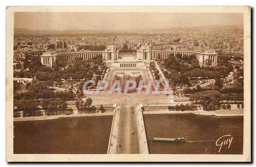 CPA Paris et ses merveilles les jardins du Trocadero et le palais de Chaillot 