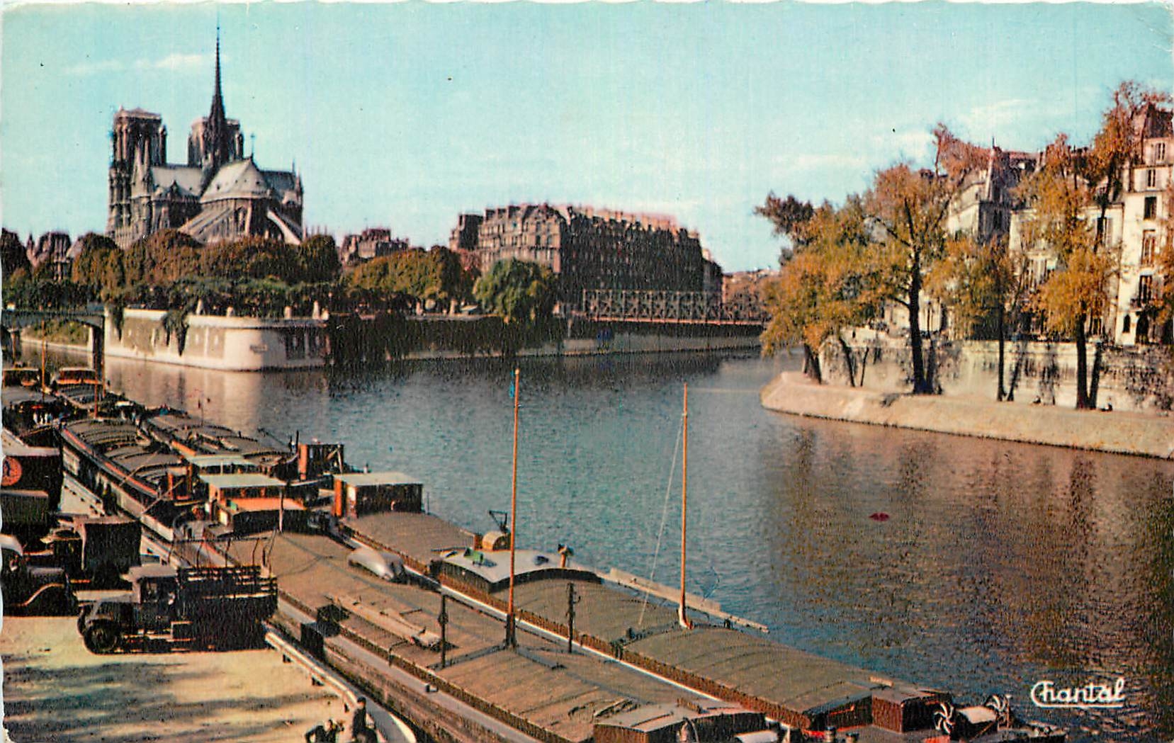 CPA Paris Notre Dame Peniches sur la Seine 