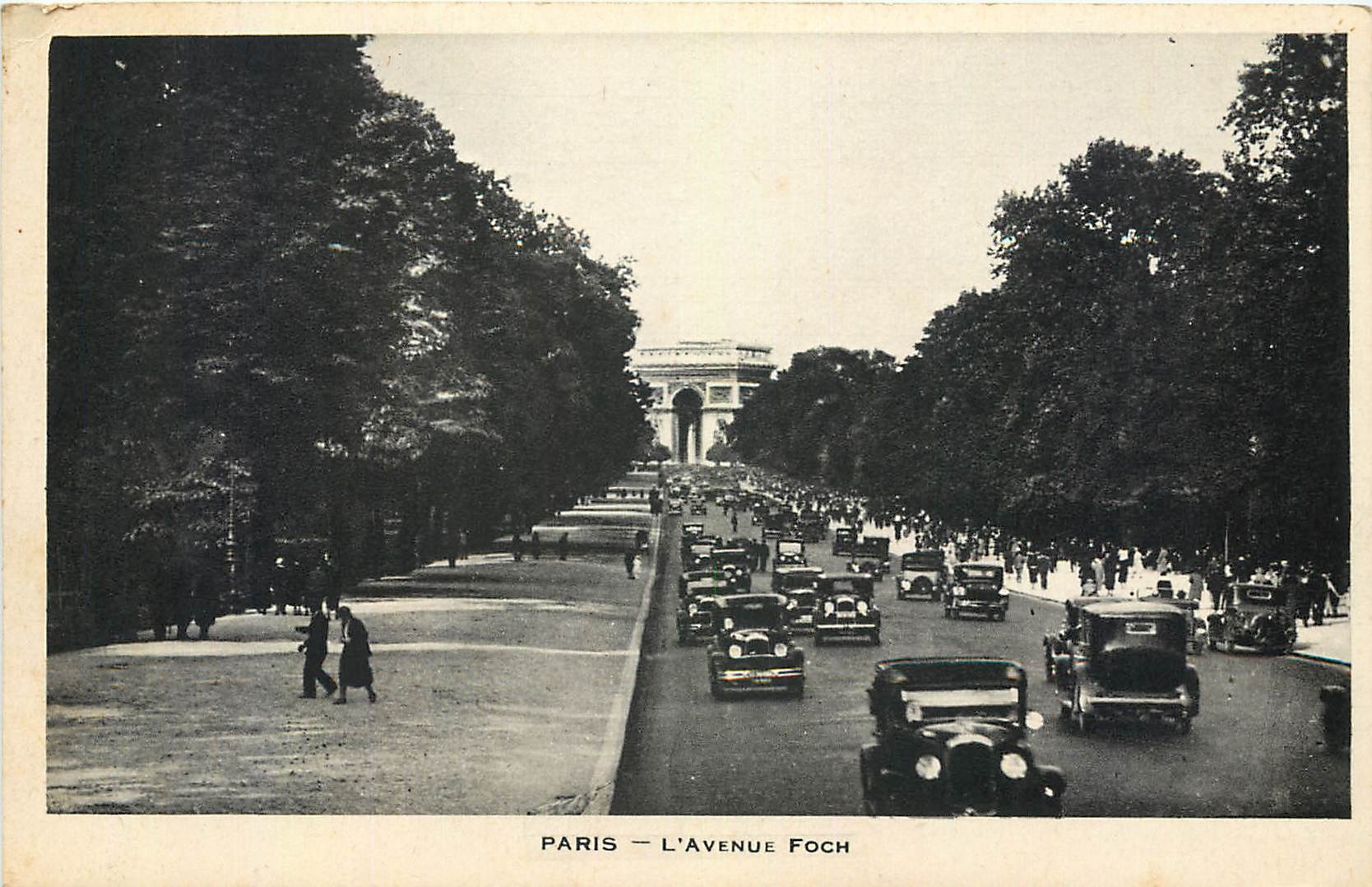 CPA Paris l'Avenue Foch 