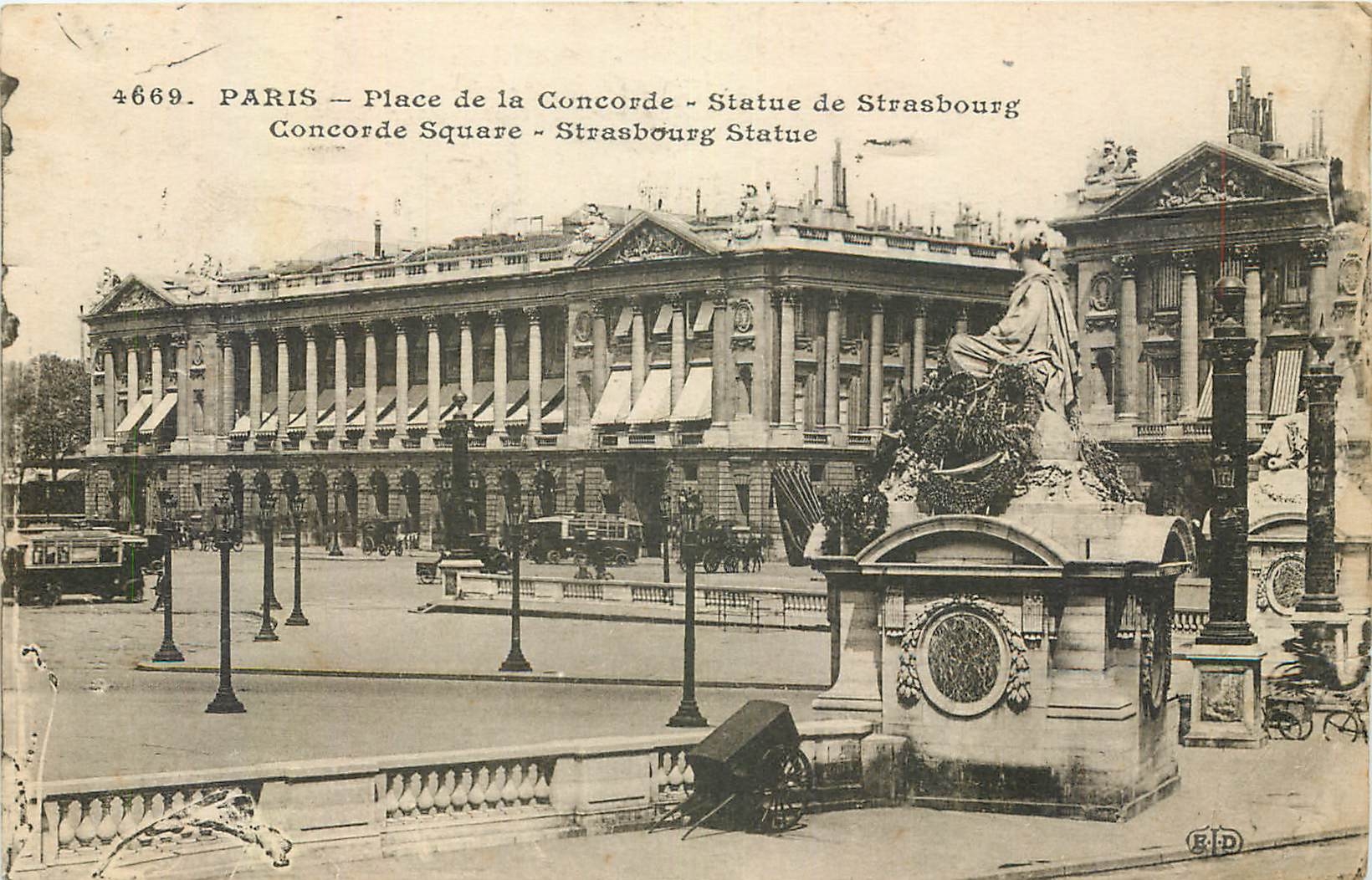 CPA Paris Place de la Concorde Statue de Strasbourg 