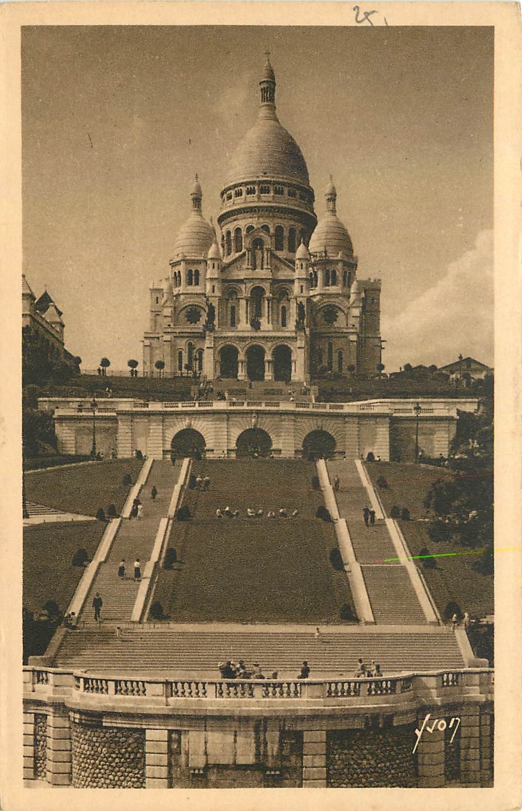 CPA Paris en Flanant Basilique du Sacre Coeur Montmartre et l'escalier monumental 