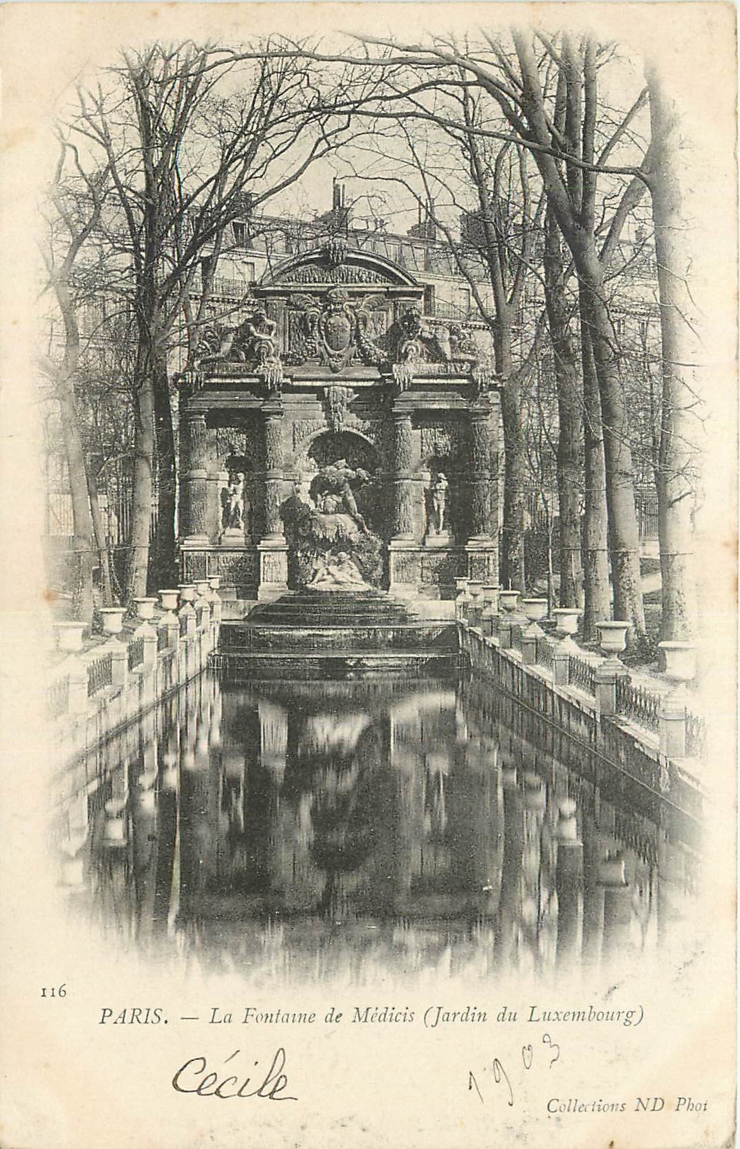 CPA Paris la Fontaine de Medicis Jardin du Luxembourg 