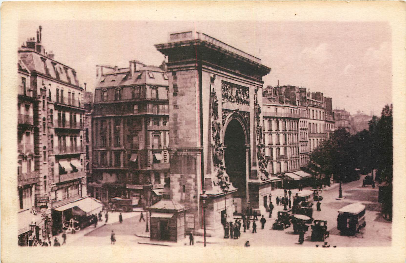 CPA Paris les Grands Boulevard la Porte St Denis 