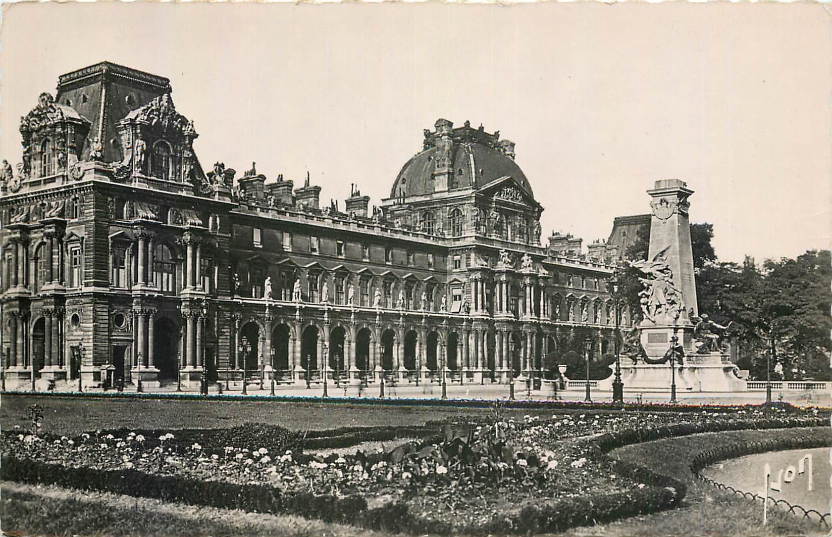 CPA Paris en Flanant Jardin des Tuileries Pavillon de Rohan 