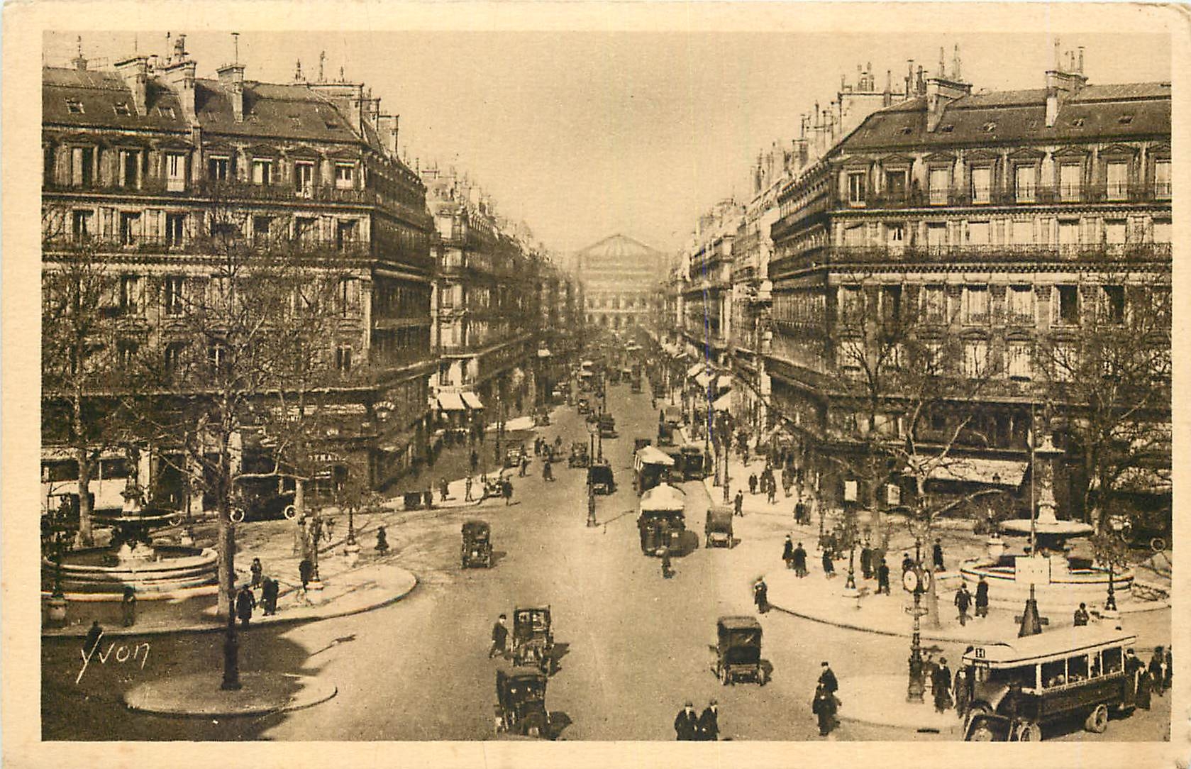 CPA Paris en Flanant Avenue de l'Opera 