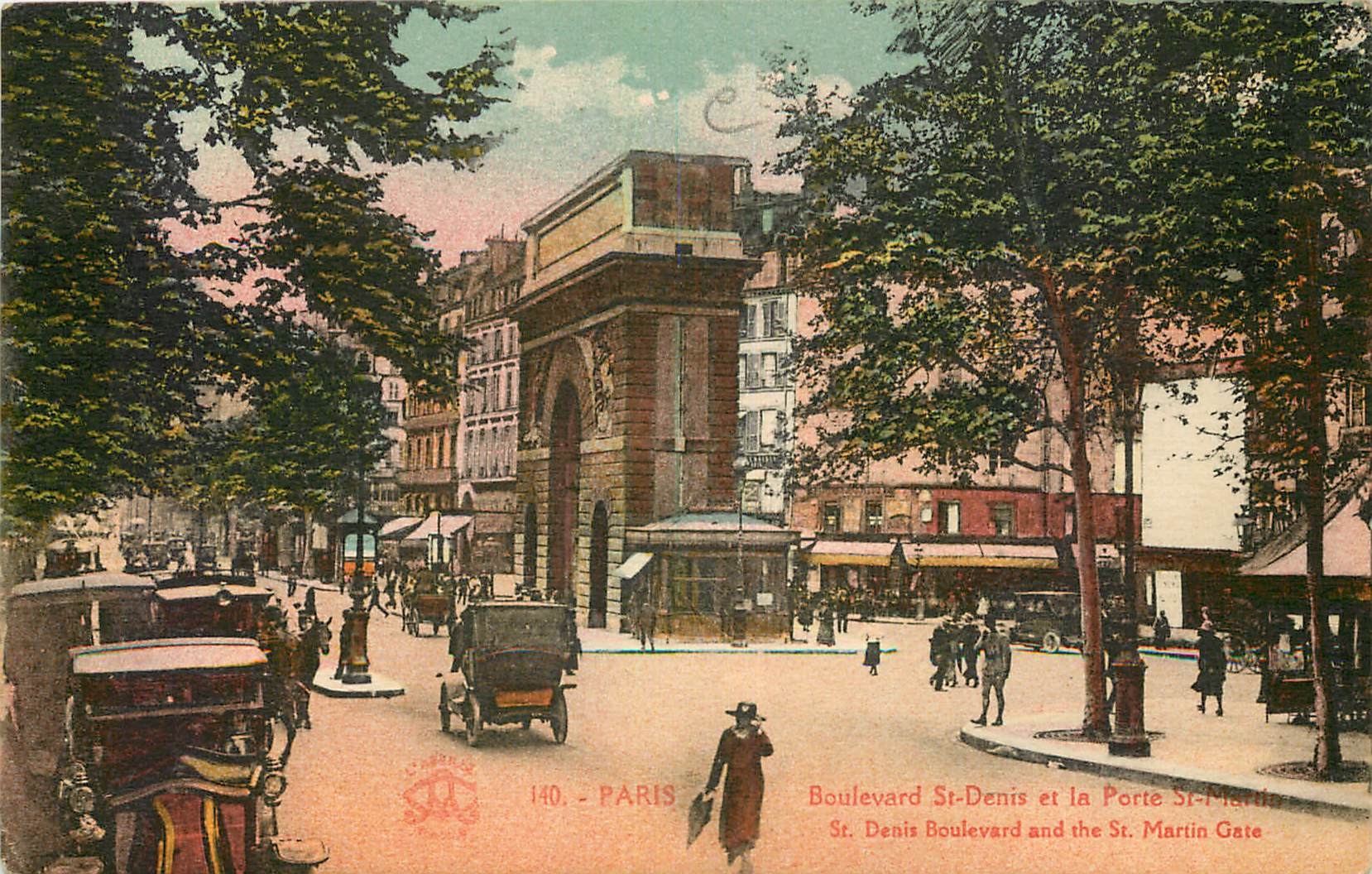 CPA Paris Boulevard St Denis et la Porte St Martin 
