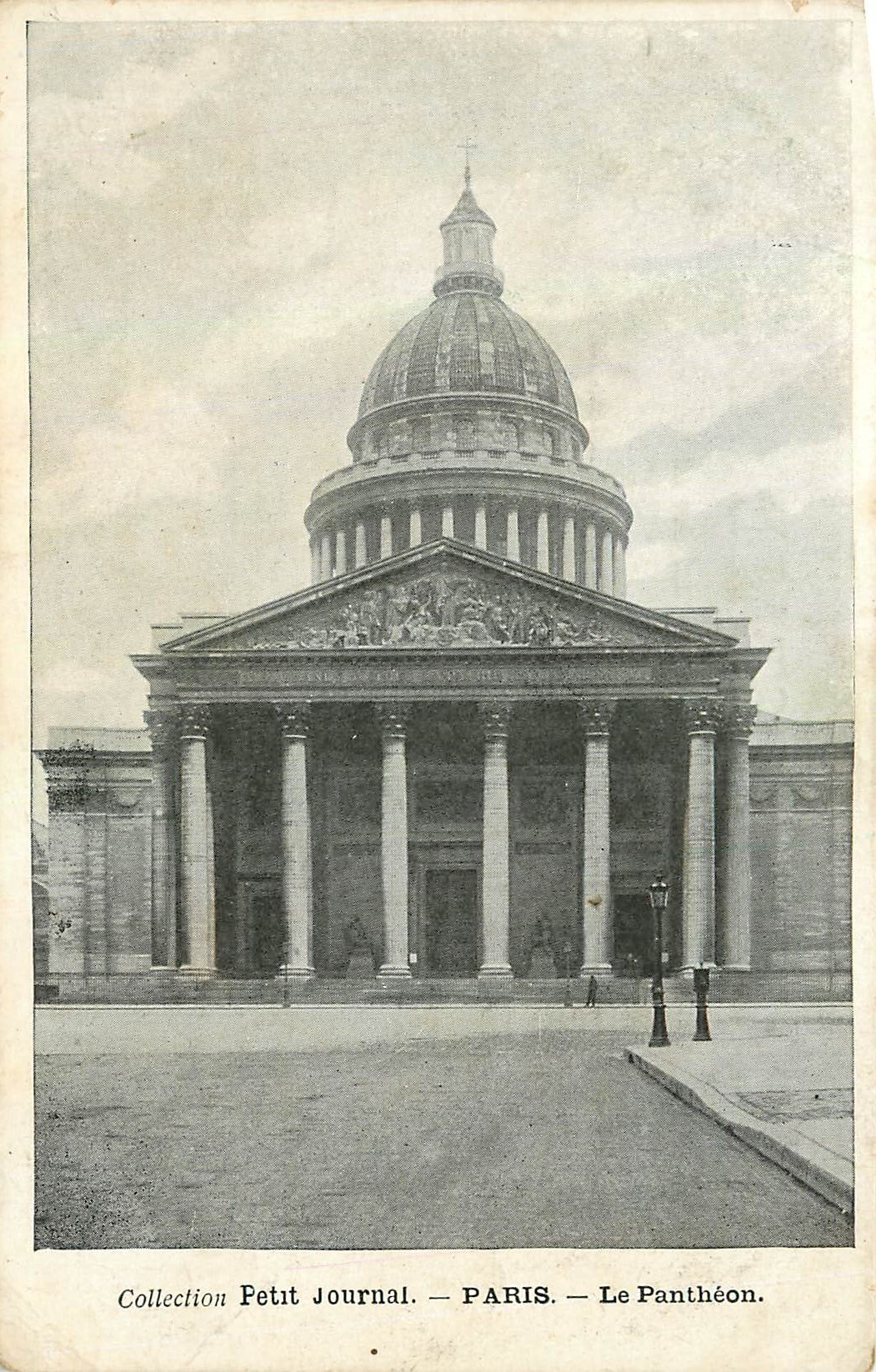 CPA Collection petit journal Paris Le Pantheon 