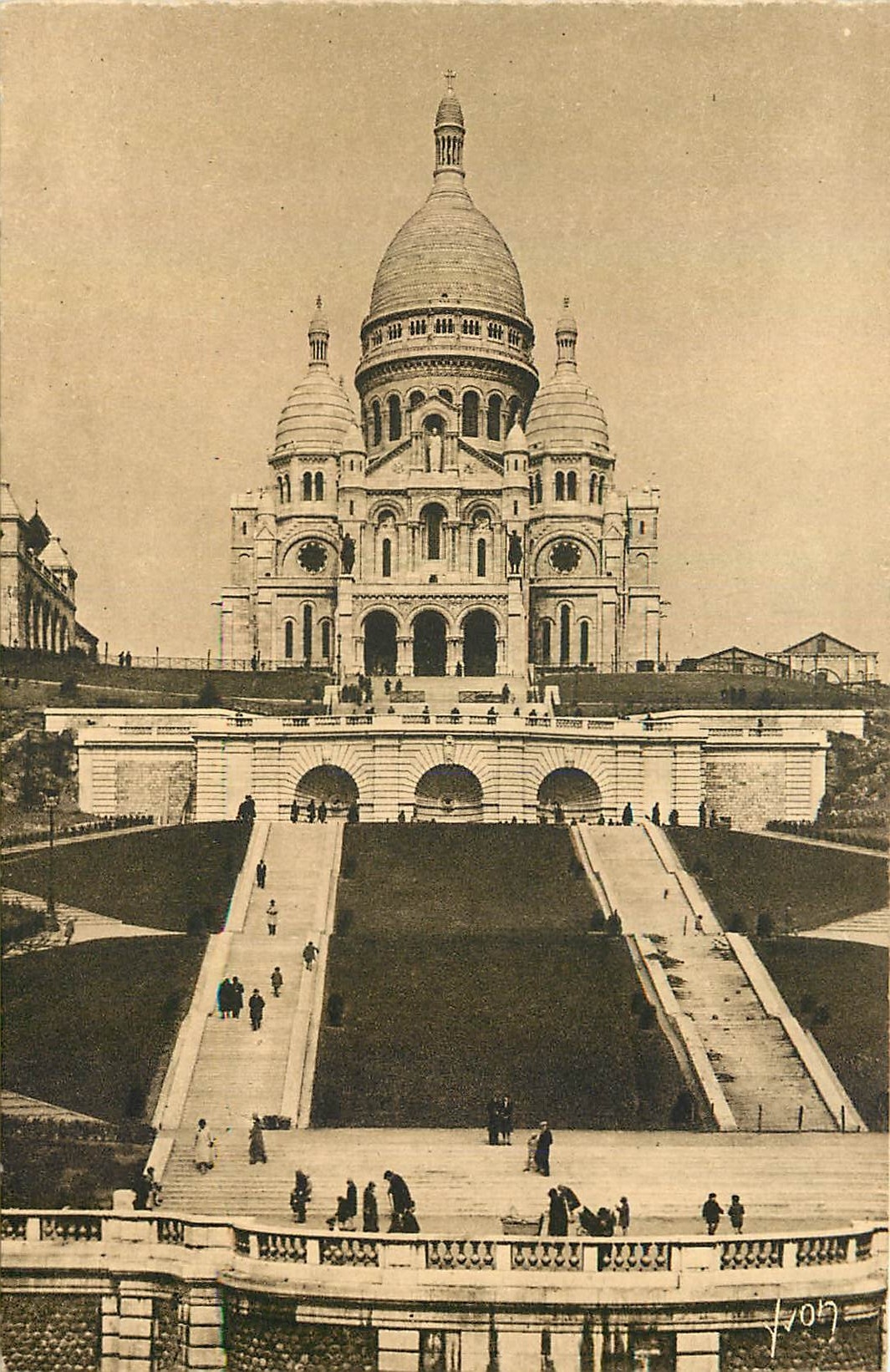 CPA Paris en flanant le Sacre Coeur de Monmartre 