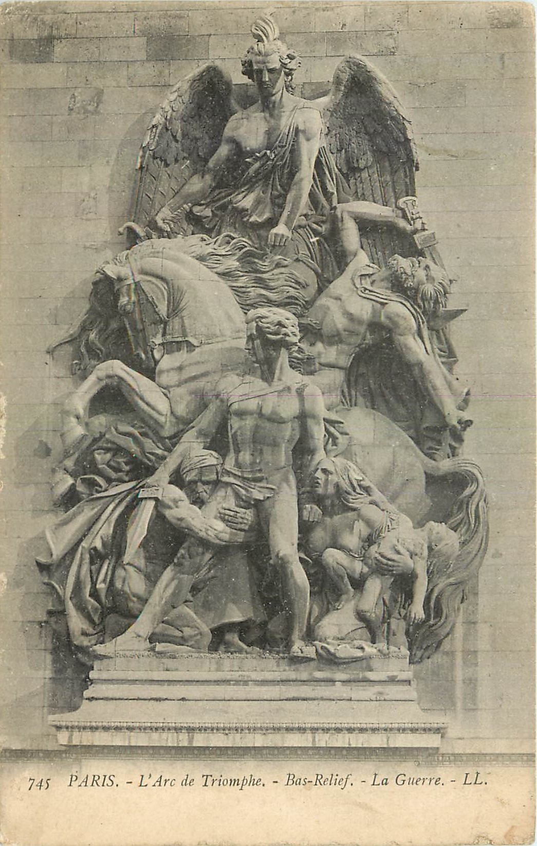 CPA Paris L'Arc de Triomphe Bas relief La Guerre 