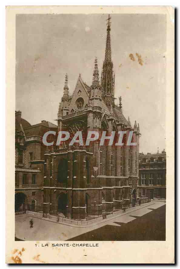 La Sainte-Chapelle — vue de l'extérieur — Édition des Monuments Historiques, Paris - Recto