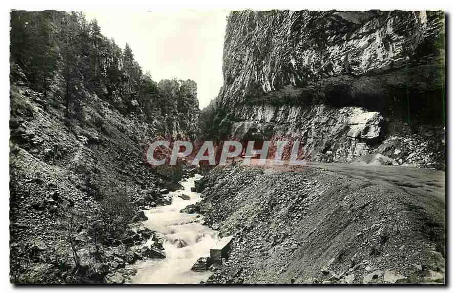 CPA Environs de Chatillon en Diois Drome Les Gorges des Gats 