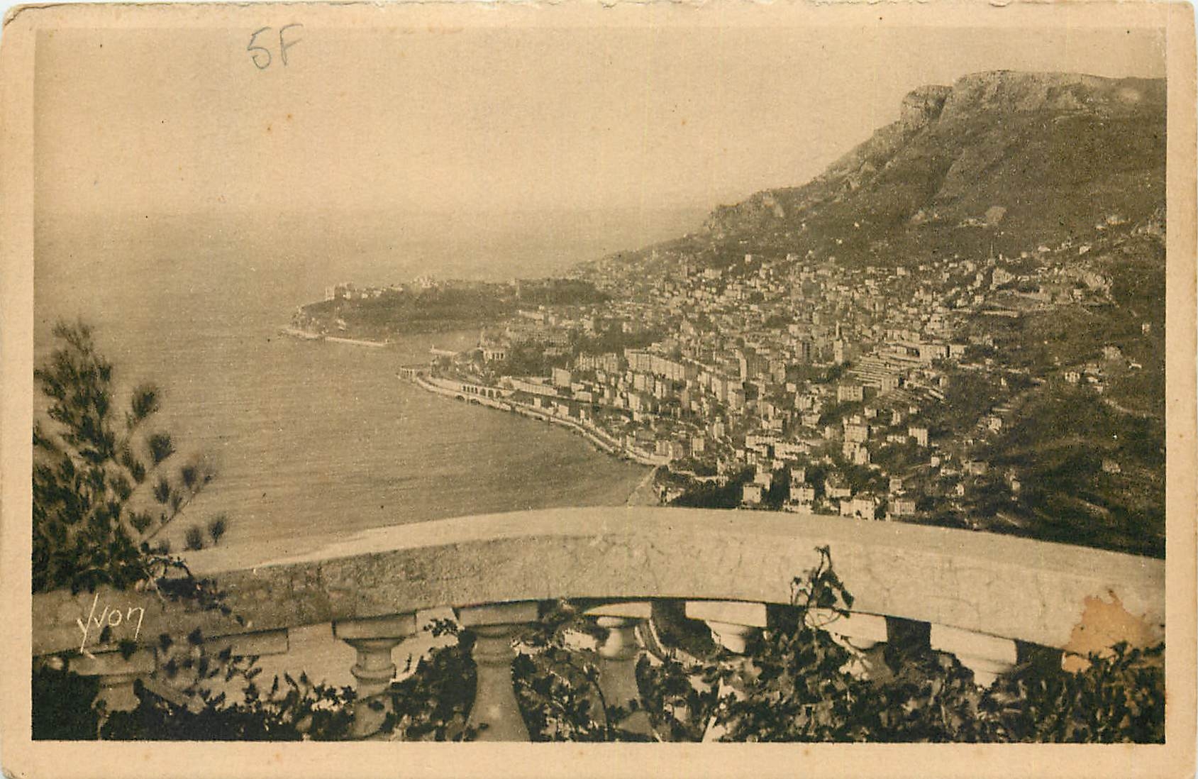 CPA La Douce France Cote d'Azur Monte Carlo et Monaco vus de la Terrasse Vistaero 