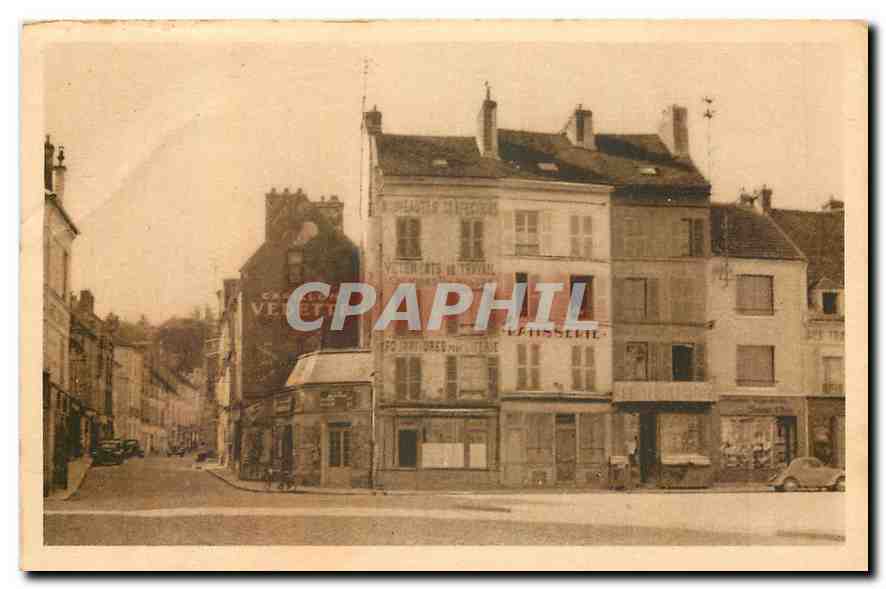 CPA La Ferte sous Jouarre La Place et la Rue de la Gare Patisserie Carillon Vedette 