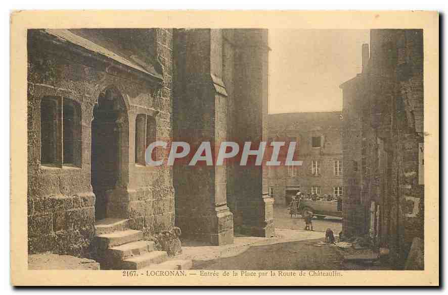 CPA Locronan Entree de la Place par la Route de Chateaulin 