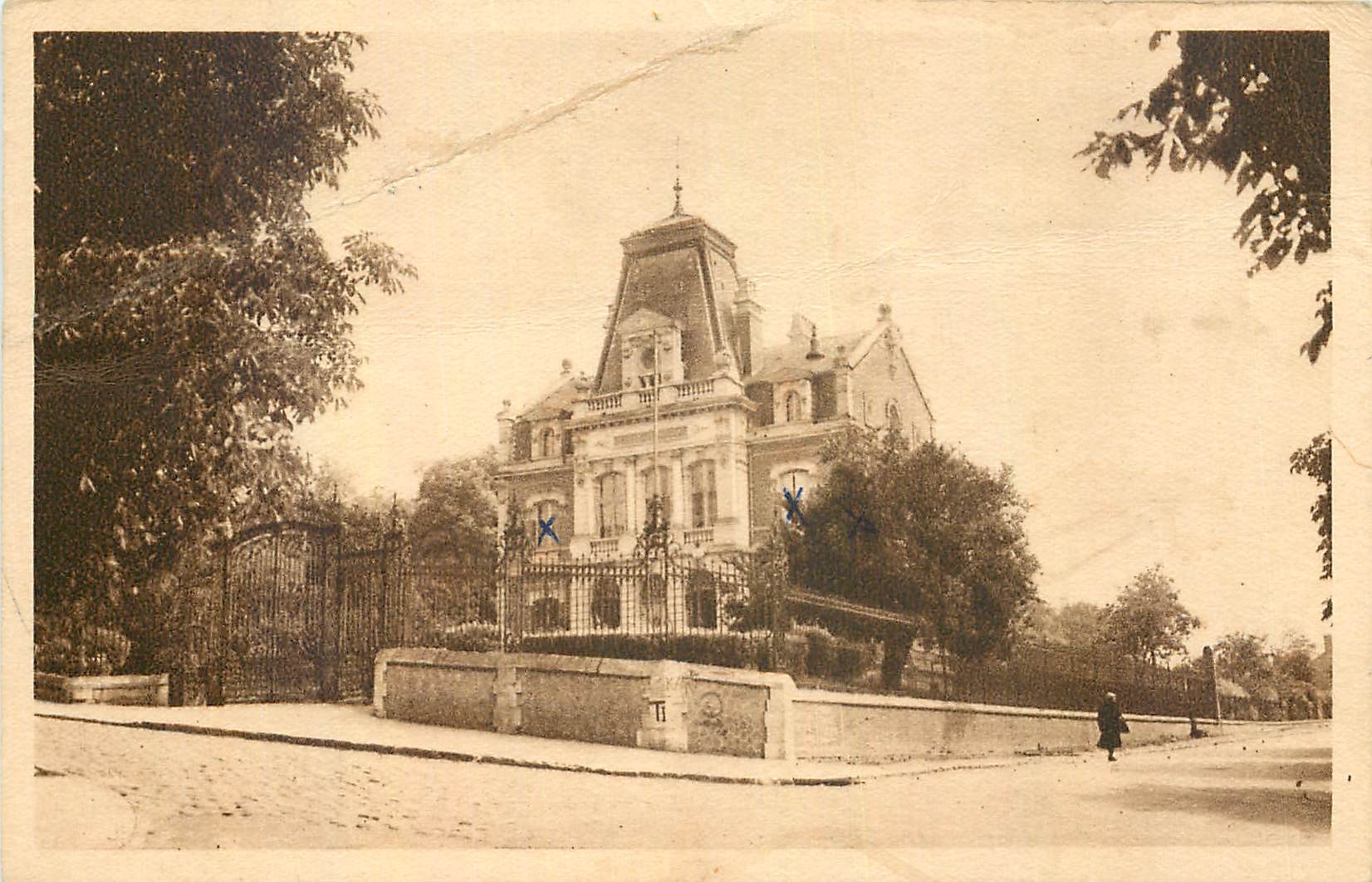 CPA Montdidier La Caisse d'Espargne 