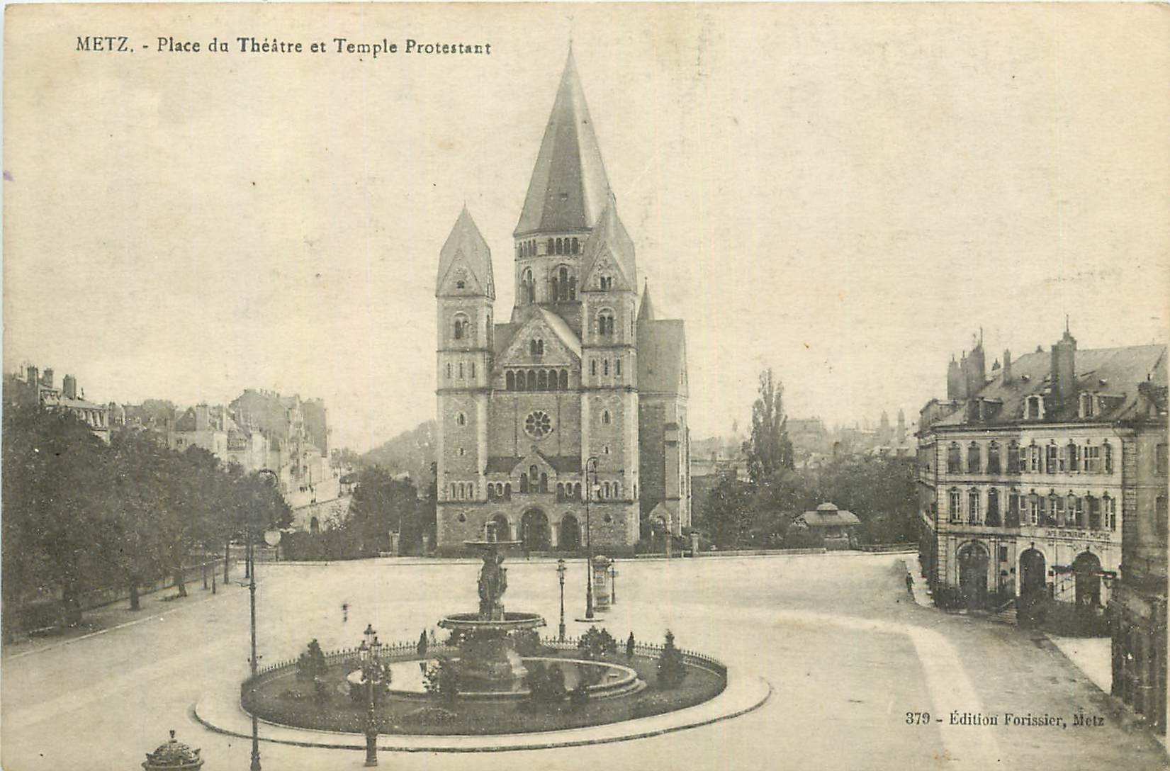 CPA Metz Place du Theatre et Temple Protestant 