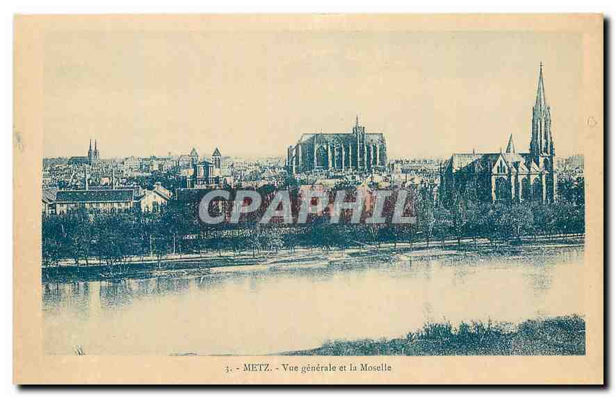 CPA Metz Vue generale et la Moselle 