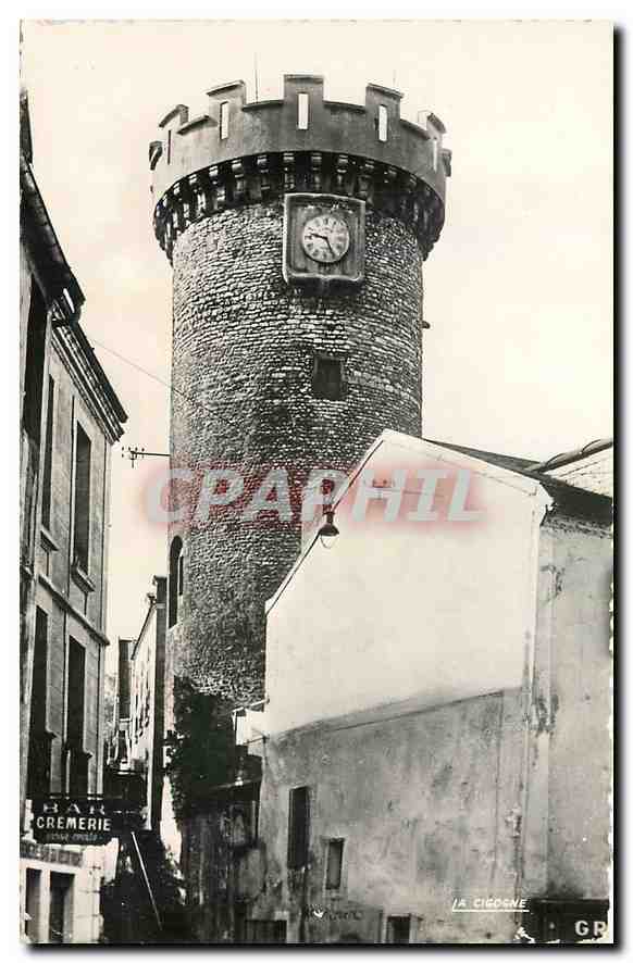 CPA Vichy Allier Reine des Villes d'Eaux La Tour de l'Horloge 