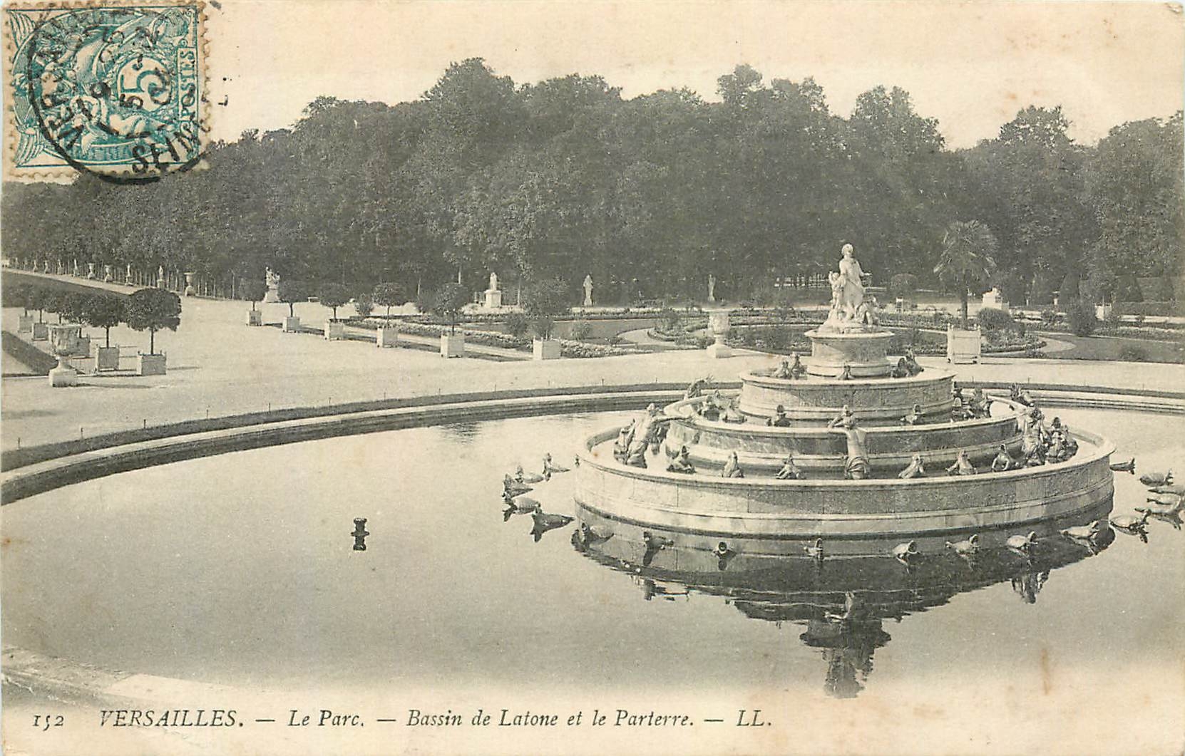Versailles — Le Parc. — Bassin de Latone et le Parterre — LL. — N° 152