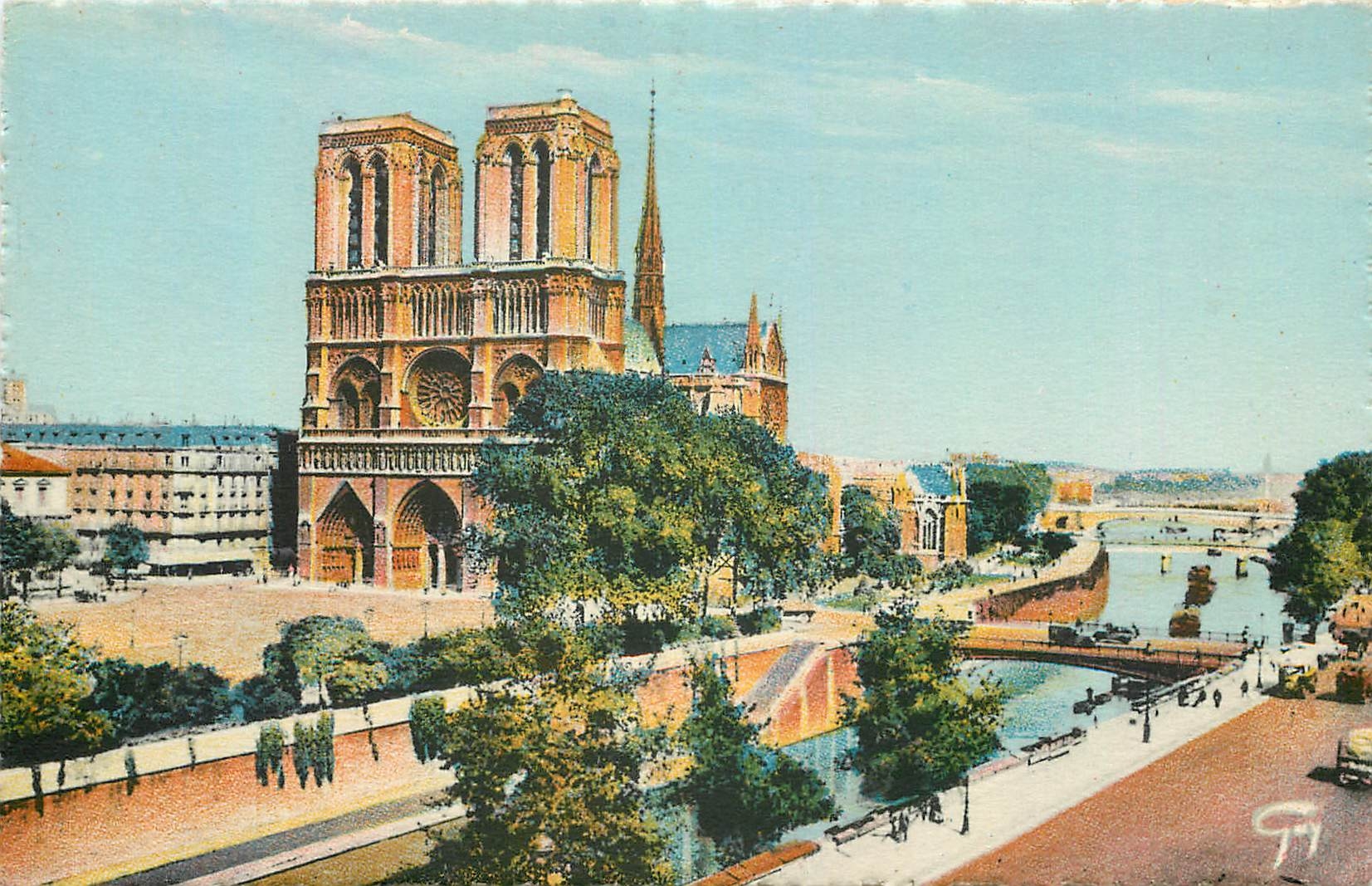 CPA Paris Notre Dame de Paris Vue d'ensemble 