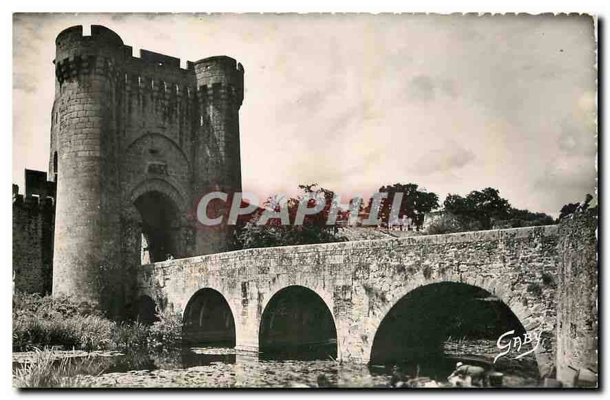 CPA Parthenay Deux Sevres la tour Saint Jacques et le Vieux Pont sur le Thouet XIII siecle 