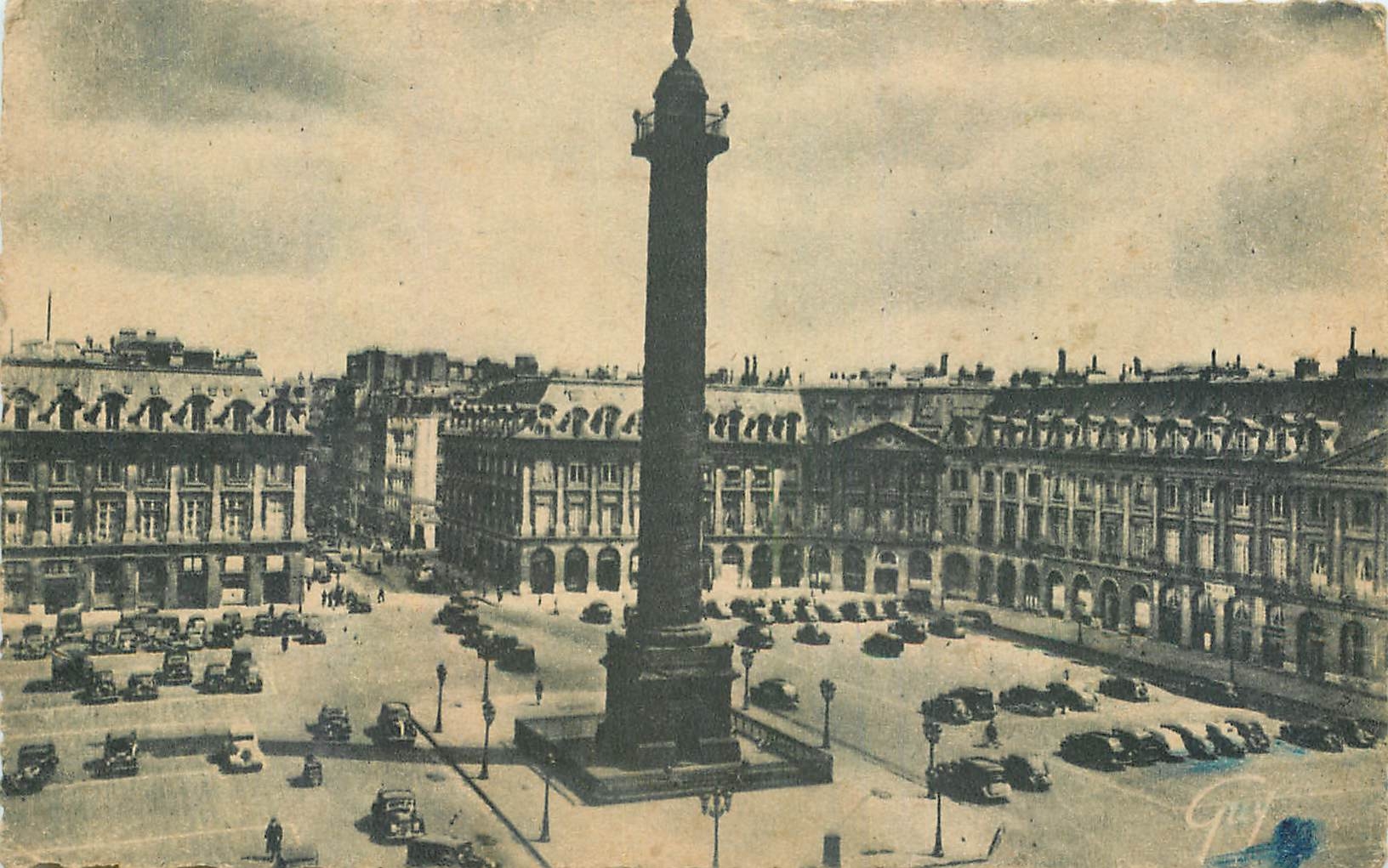 CPA Paris et ses Merveilles Place Vendome et colonne de la grande Armee 