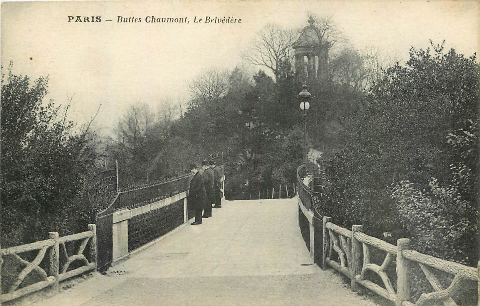 CPA Paris Buttes Chaumont le Belvedere 