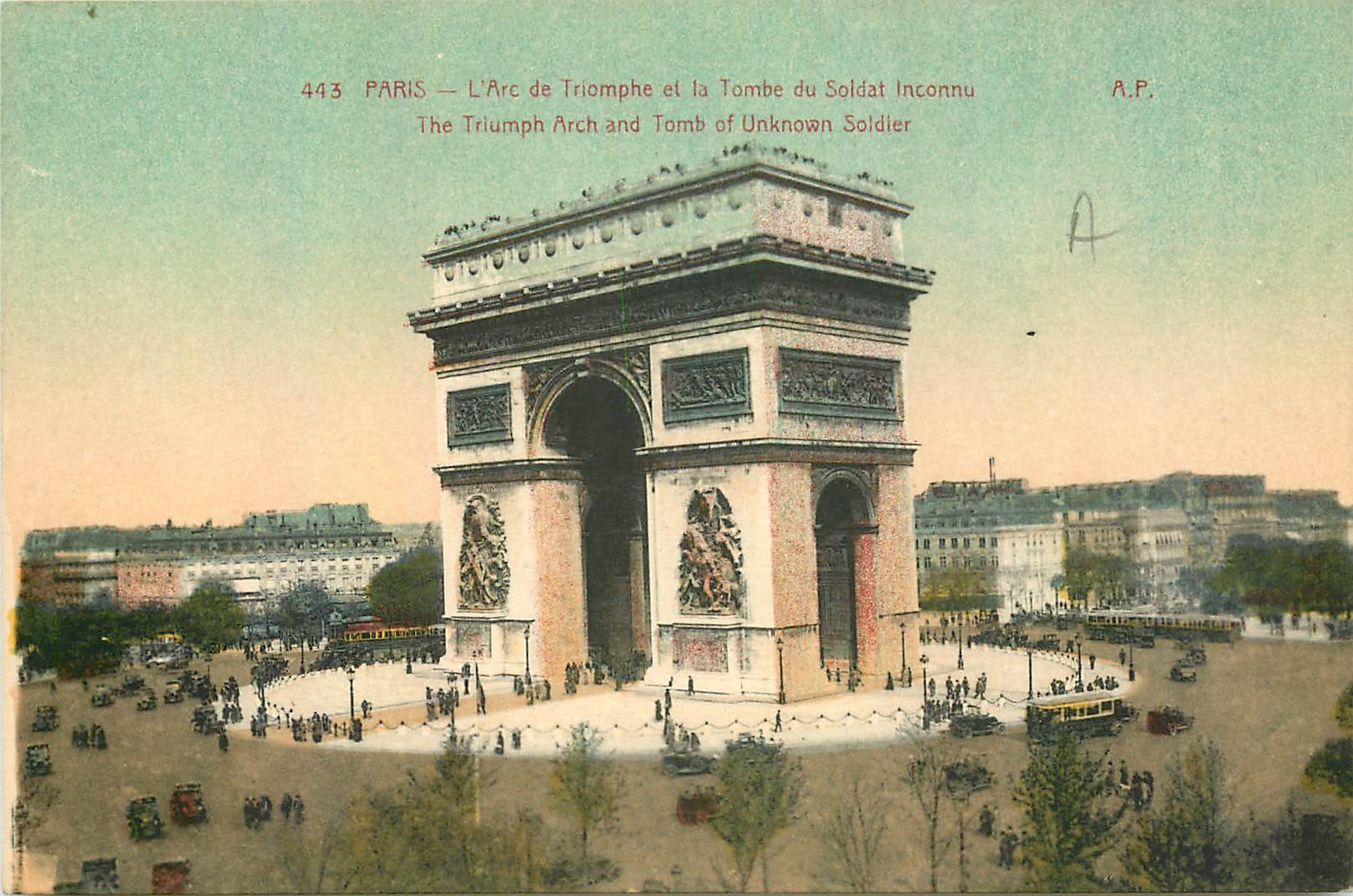 CPA Paris L'Arc de Triomphe et la Tombe du Soldat Inconnu 