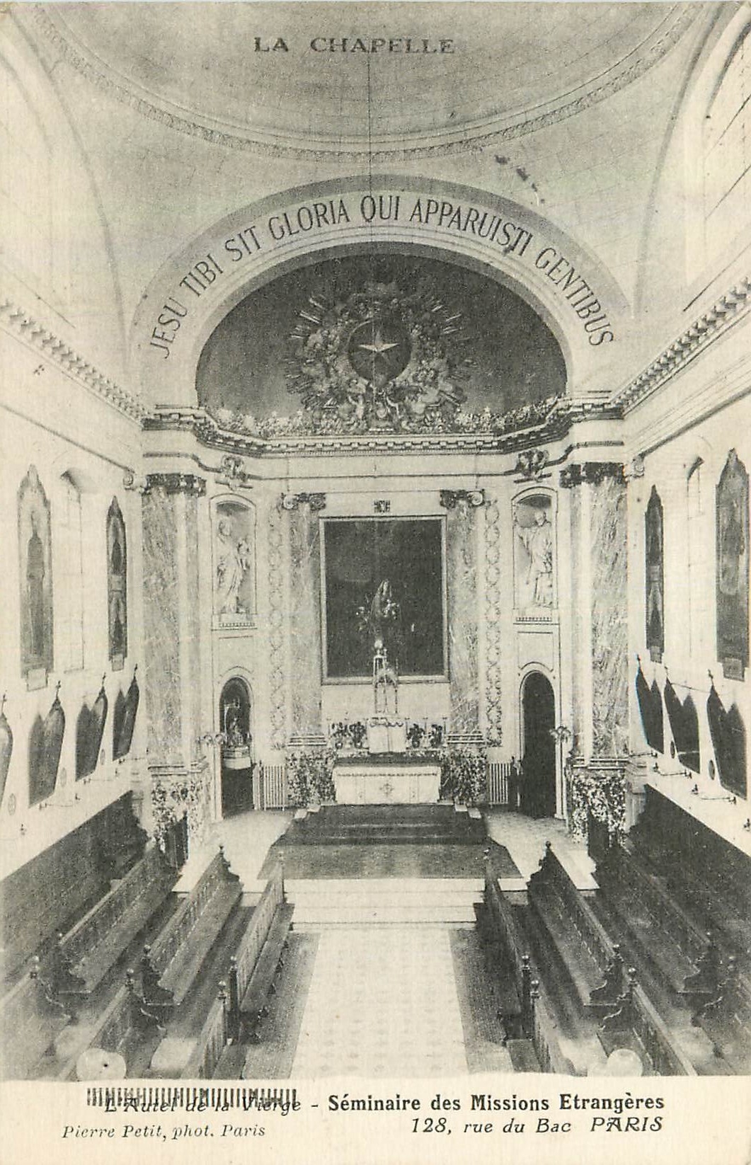 CPA La Chapelle L'Autel de la Vierge Seminaire des Missions Etrangeres 